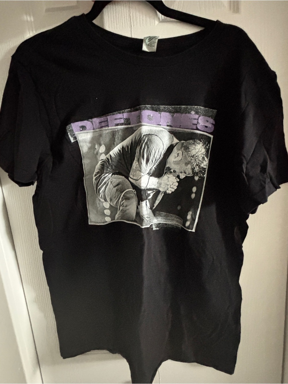 Deftones Chino MorenoBlack Graphic Band T-Shirt